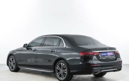 Mercedes-Benz E-Класс, 2022 год, 4 449 999 рублей, 2 фотография