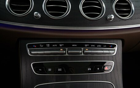 Mercedes-Benz E-Класс, 2022 год, 4 449 999 рублей, 19 фотография