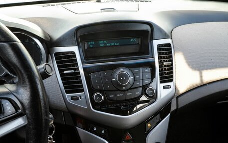 Chevrolet Cruze II, 2011 год, 699 000 рублей, 13 фотография