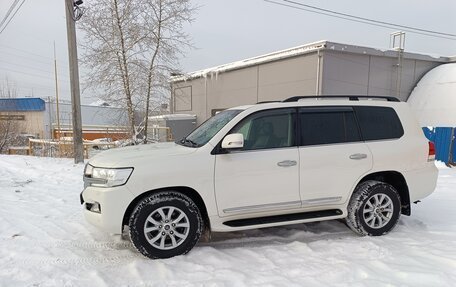 Toyota Land Cruiser 200, 2016 год, 5 300 000 рублей, 3 фотография