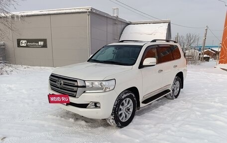 Toyota Land Cruiser 200, 2016 год, 5 300 000 рублей, 2 фотография