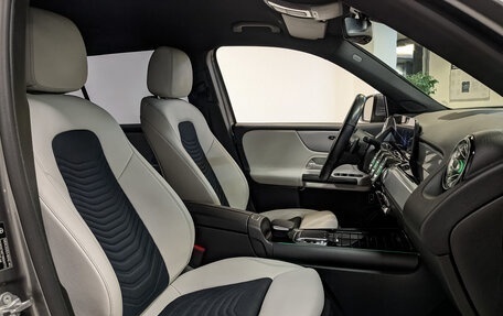 Mercedes-Benz GLB, 2020 год, 3 185 000 рублей, 24 фотография