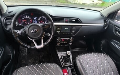 KIA Rio IV, 2017 год, 1 320 000 рублей, 8 фотография