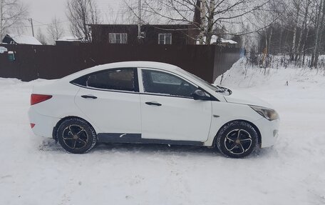 Hyundai Solaris II рестайлинг, 2016 год, 499 999 рублей, 3 фотография