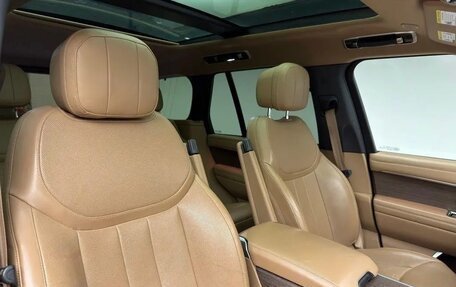 Land Rover Range Rover IV рестайлинг, 2022 год, 10 780 000 рублей, 6 фотография