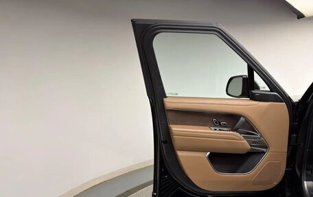 Land Rover Range Rover IV рестайлинг, 2022 год, 10 780 000 рублей, 9 фотография