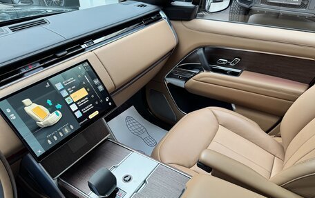 Land Rover Range Rover IV рестайлинг, 2025 год, 24 690 000 рублей, 32 фотография