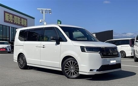 Honda Stepwgn, 2022 год, 2 215 002 рублей, 1 фотография