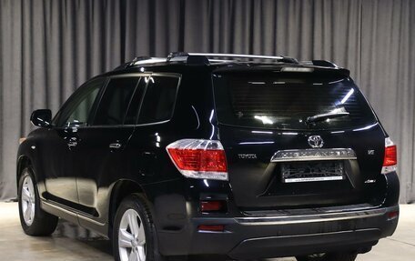 Toyota Highlander III, 2013 год, 1 799 000 рублей, 4 фотография