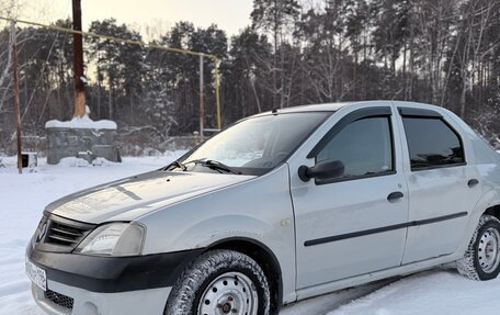 Renault Logan I, 2005 год, 235 000 рублей, 2 фотография