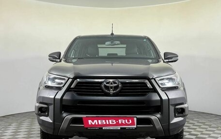 Toyota Hilux VIII, 2021 год, 5 581 000 рублей, 2 фотография