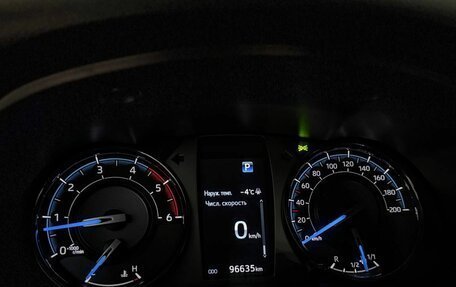 Toyota Hilux VIII, 2021 год, 5 581 000 рублей, 7 фотография