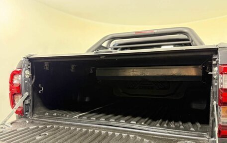 Toyota Hilux VIII, 2021 год, 5 581 000 рублей, 21 фотография