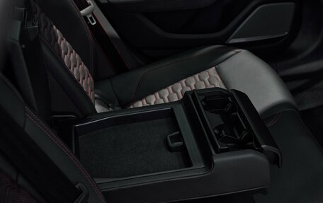 Audi RS 6, 2025 год, 19 900 000 рублей, 24 фотография