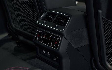 Audi RS 6, 2025 год, 19 900 000 рублей, 25 фотография