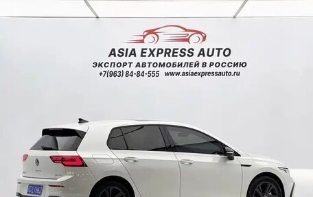 Volkswagen Golf VIII, 2021 год, 1 921 000 рублей, 4 фотография