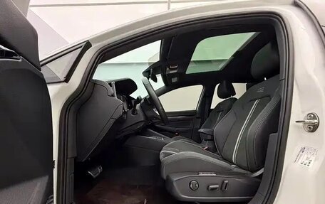 Volkswagen Golf VIII, 2021 год, 1 921 000 рублей, 8 фотография