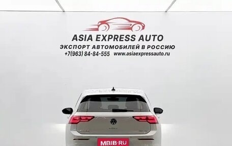 Volkswagen Golf VIII, 2021 год, 1 921 000 рублей, 5 фотография