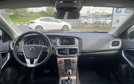 Volvo V40 Cross Country I, 2016 год, 1 850 000 рублей, 9 фотография