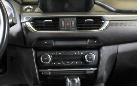 Mazda 6, 2017 год, 2 419 000 рублей, 15 фотография