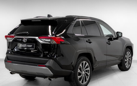 Toyota RAV4, 2021 год, 3 385 000 рублей, 6 фотография