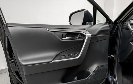 Toyota RAV4, 2021 год, 3 385 000 рублей, 20 фотография