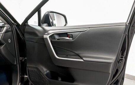 Toyota RAV4, 2021 год, 3 385 000 рублей, 26 фотография