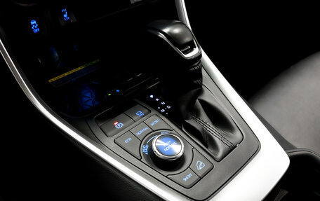 Toyota RAV4, 2021 год, 3 385 000 рублей, 30 фотография