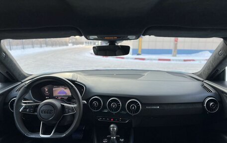 Audi TT, 2016 год, 3 550 000 рублей, 26 фотография