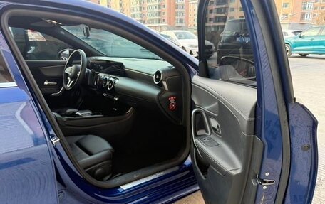 Mercedes-Benz A-Класс, 2022 год, 1 650 000 рублей, 12 фотография