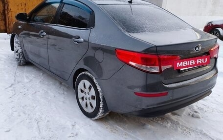 KIA Rio III рестайлинг, 2015 год, 800 000 рублей, 15 фотография
