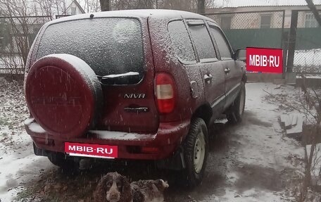 Chevrolet Niva I рестайлинг, 2004 год, 300 000 рублей, 5 фотография