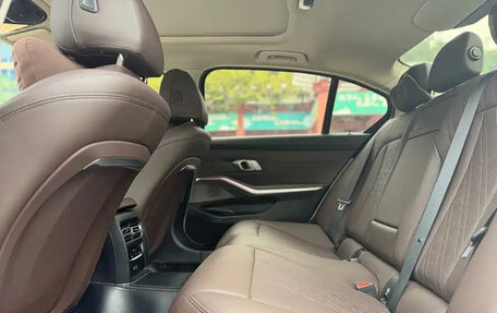 BMW 3 серия, 2023 год, 3 780 000 рублей, 14 фотография