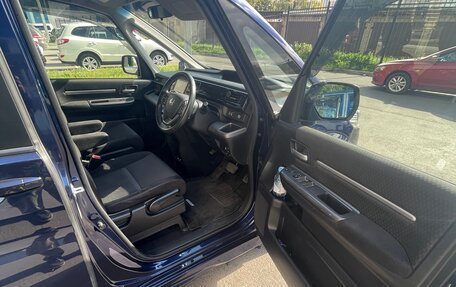 Honda Stepwgn IV, 2018 год, 2 400 000 рублей, 16 фотография