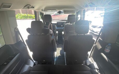 Honda Stepwgn IV, 2018 год, 2 400 000 рублей, 14 фотография