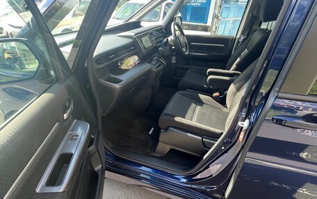 Honda Stepwgn IV, 2018 год, 2 400 000 рублей, 19 фотография