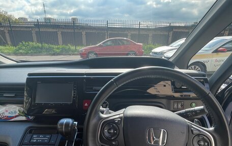 Honda Stepwgn IV, 2018 год, 2 400 000 рублей, 17 фотография