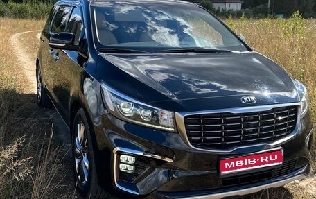 KIA Carnival III, 2019 год, 3 350 000 рублей, 1 фотография