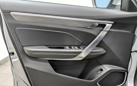 Geely Atlas, 2022 год, 1 880 000 рублей, 19 фотография