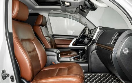 Toyota Land Cruiser 200, 2016 год, 6 180 000 рублей, 5 фотография