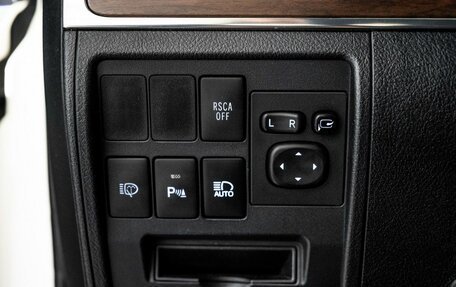 Toyota Land Cruiser 200, 2016 год, 6 180 000 рублей, 15 фотография