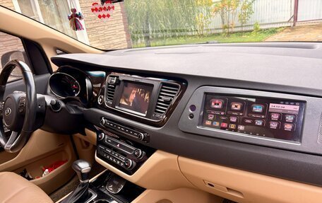 KIA Carnival III, 2019 год, 3 350 000 рублей, 14 фотография