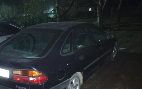 Renault Laguna II, 1999 год, 60 000 рублей, 2 фотография