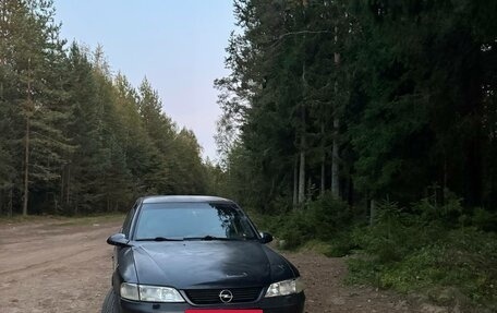 Opel Vectra B рестайлинг, 1998 год, 110 000 рублей, 4 фотография