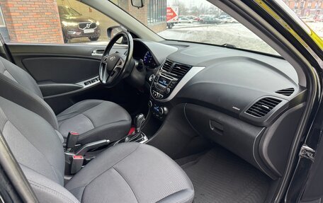 Hyundai Solaris II рестайлинг, 2015 год, 1 250 000 рублей, 10 фотография