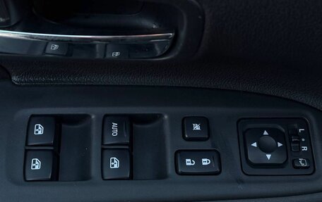 Mitsubishi Outlander III рестайлинг 3, 2015 год, 1 600 000 рублей, 16 фотография