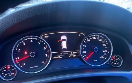 Volkswagen Touareg III, 2011 год, 2 150 000 рублей, 8 фотография