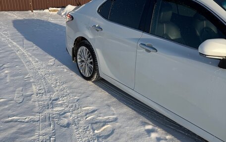 Toyota Camry, 2021 год, 3 150 000 рублей, 2 фотография