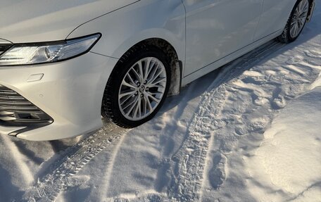 Toyota Camry, 2021 год, 3 150 000 рублей, 8 фотография