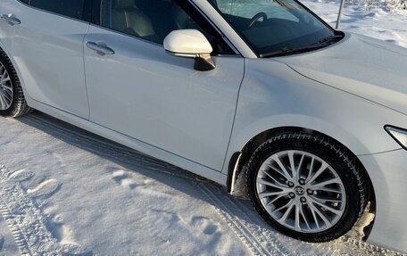 Toyota Camry, 2021 год, 3 150 000 рублей, 7 фотография